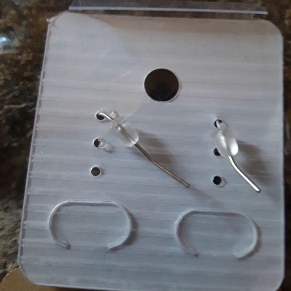 Wood Earrings NIP - Picture 2 of 3